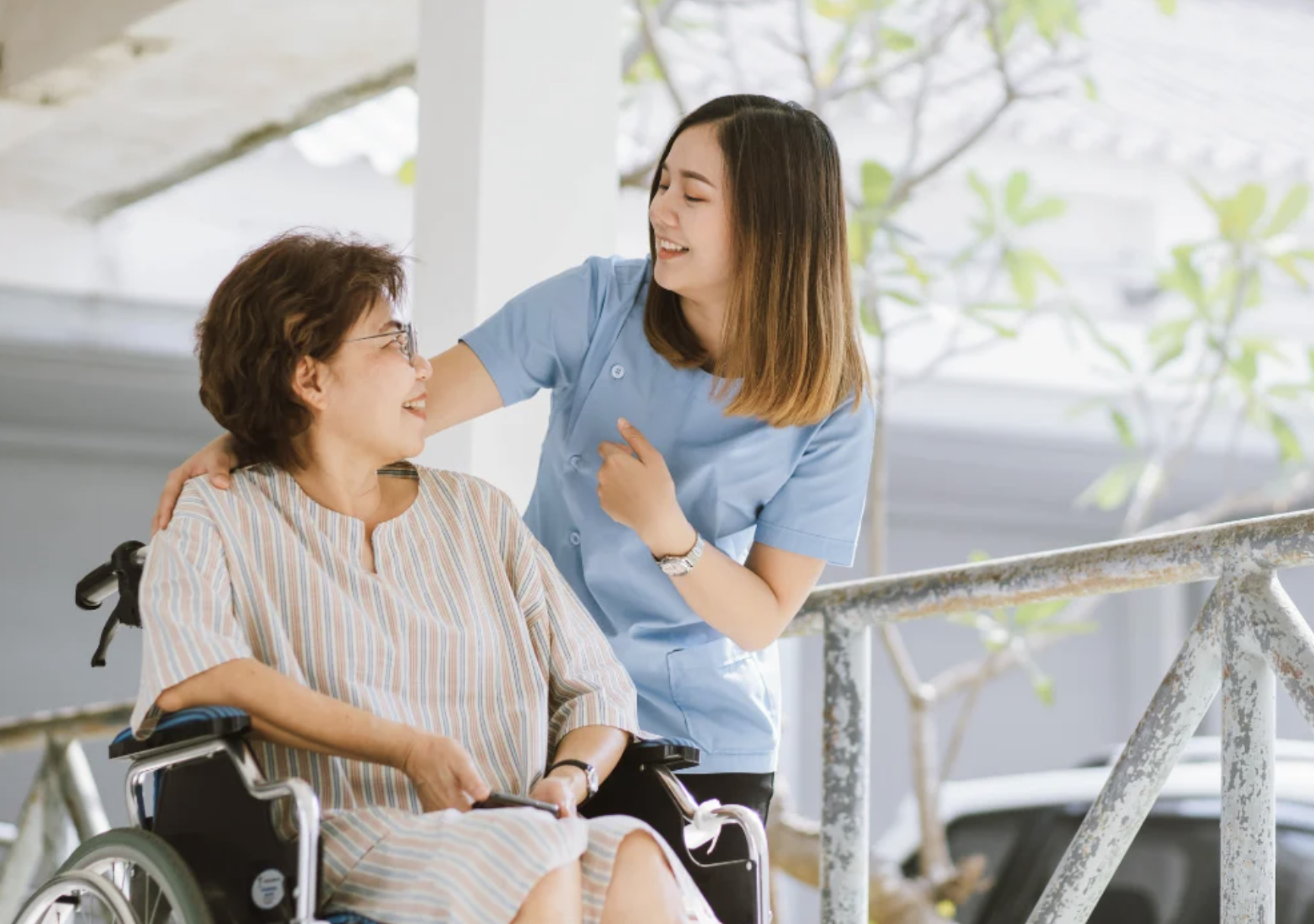 supportive care scene illustrating values of dignity and independence